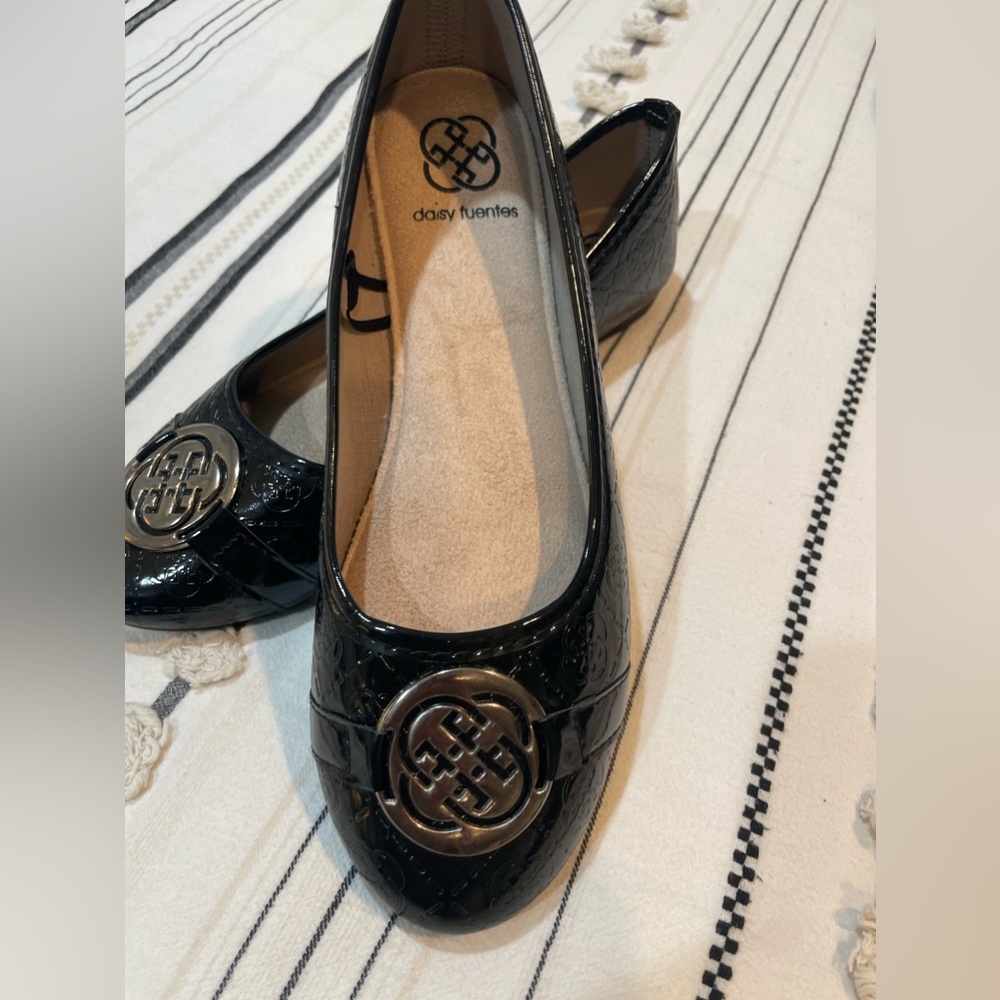 Daisy Fuentes Black shoes